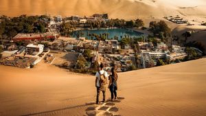 Peru Punya Oasis Paling Indah di Dunia Lho