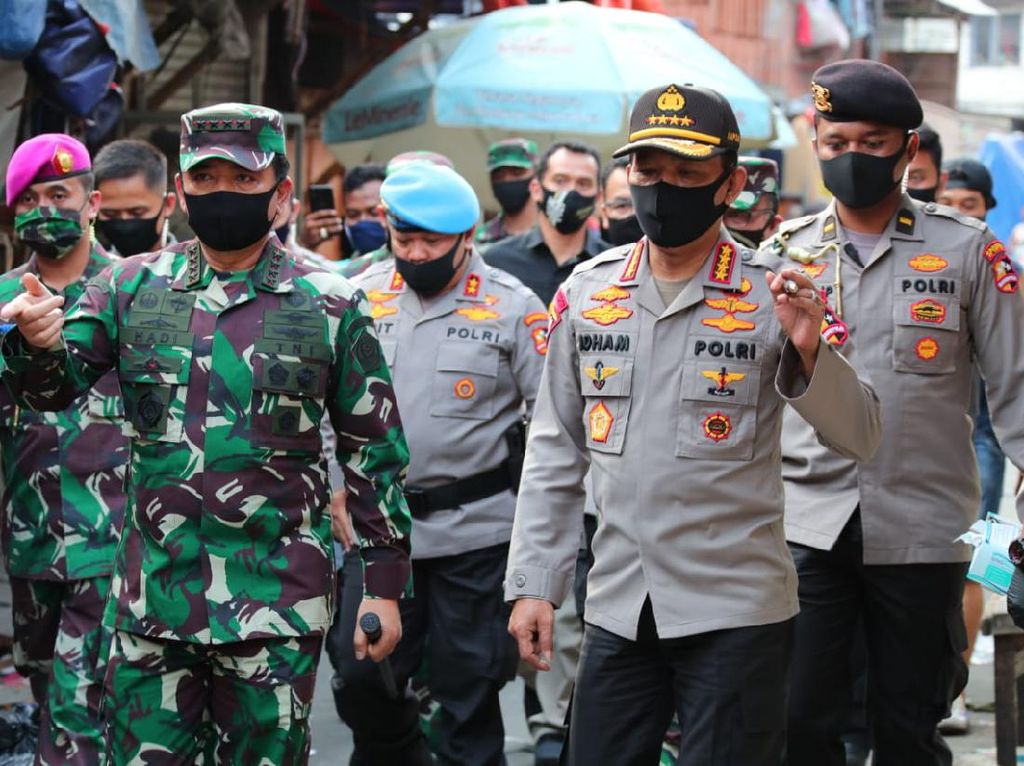 Cek Tanah Abang, Panglima TNI-Kapolri Lihat Protokol Kesehatan Tak Dipatuhi Cek Tanah Abang, Panglima TNI-Kapolri Lihat Protokol Kesehatan Tak Dipatuhi