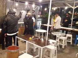 Banyak Kafe-Resto di Bandung Melanggar Saat PSBB Proporsional