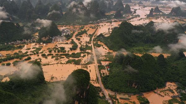 Potret Banjir di China Selatan