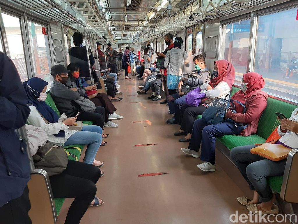 Barang Ketinggalan di KRL, Jangan sampai 3 Bulan Nggak Diambil Ya Barang Ketinggalan di KRL, Jangan sampai 3 Bulan Nggak Diambil Ya
