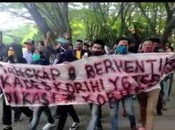Demo Transparansi Anggaran COVID, Warga Desa Korihi Desak Kades Mundur