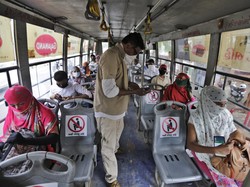 India Catat Nyaris 10 Ribu Kasus Corona dalam Sehari