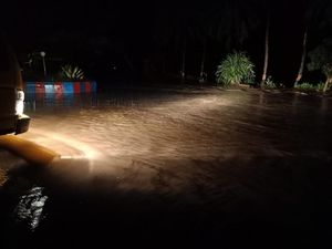 Banjir Bandang Terjang 3 Kecamatan di Jeneponto, 1 Tewas 3 Hilang Banjir Bandang Terjang 3 Kecamatan di Jeneponto, 1 Tewas 3 Hilang