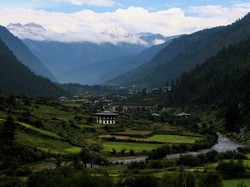 Negara Paling Bahagia di Dunia Akhirnya Lockdown Juga