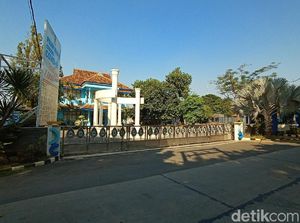 Pasca Penggeledahan oleh Kejari, Pintu Gerbang PDAM Kudus Dikunci