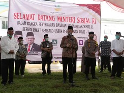Mensos Distribusikan 10 Ribu Paket Sembako ke 51 Ponpes di Banten