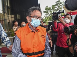 Diduga Korupsi Miliaran, Intip Garasi Budi Santoso saat Jabat Dirut PT DI