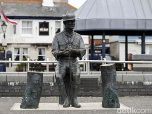 Cegah Pengrusakan, Patung Pelopor Pramuka Baden-Powell Dipindahkan Cegah Pengrusakan, Patung Pelopor Pramuka Baden-Powell Dipindahkan