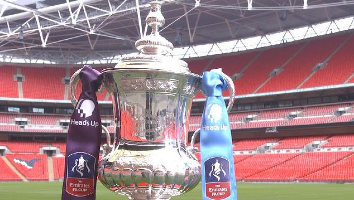 Final Piala FA 2020 berganti nama menjadi Heads Up FA Cup Final. (Foto: Twitter @EmiratesFACup)
