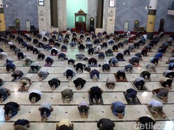 Besok, Masjid Agung Cimahi Kembali Gelar Salat Jumat
