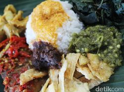 Cara Sehat dan Bersih Makan di Rumah Makan Padang