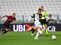 Video Ronaldo Ambyar dan Tendangan Kungfu Rebic