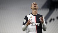 Kegagalan Ronaldo mengeksekusi penalti dan banyaknya peluang terbuang membuat dirinya diberi nilai 6.54 oleh Whoscored. AP Photo/Luca Bruno.