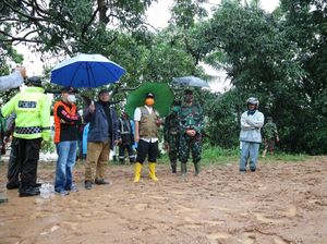 Wagub Sulsel Tinjau Lokasi Banjir Bandang dan Longsor di Jeneponto