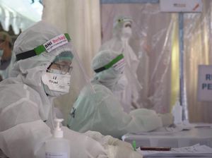 BUMN dan Gugus Tugas Perbanyak Swab Test
