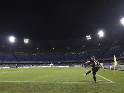 Eriksen Jebol Gawang Napoli dari Sepak Pojok