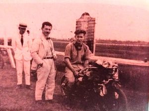 Pria Ini Pegang Rekor Touring Jakarta-Surabaya Naik Motor 10 Jam