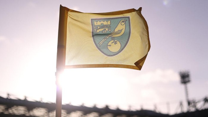 NORWICH, ENGLAND - DECEMBER 08: A detailed view of a corner flag prior to the Premier League match between Norwich City and Sheffield United at Carrow Road on December 08, 2019 in Norwich, United Kingdom. (Photo by Naomi Baker/Getty Images)