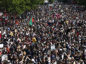 Terilhami Black Lives Matter, Ribuan Warga Prancis Turun ke Jalan