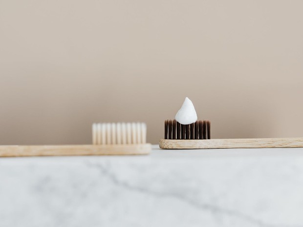 Pasta gigi pemutih/ sumber: Pexels.com Tak hanya buat gigi, pasta gigi juga bisa memutihkan kuku