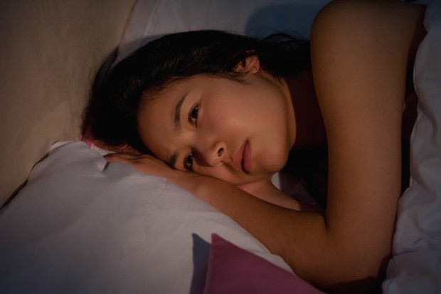 Jika kadar hormon progesteron lebih rendah maka bisa membuat seseorang mengalami insomnia