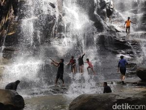 Air Terjun Kona yang Menggoda di Polman
