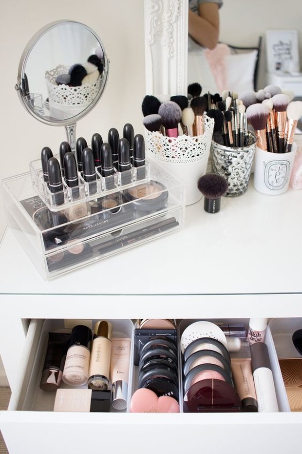 Kosmetik/pinterest.com Hindari makeup dari sinar matahari