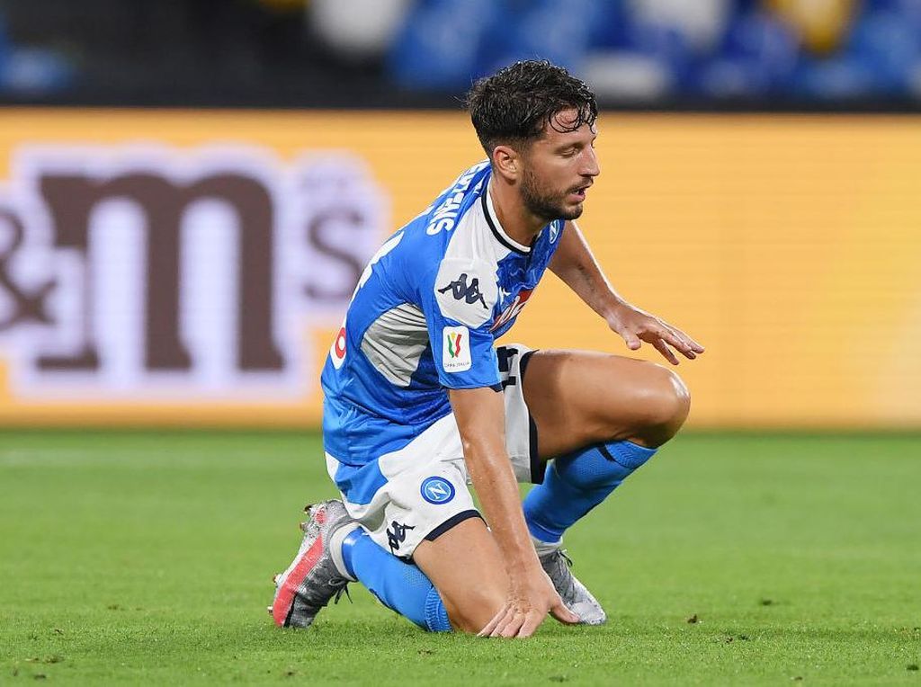 Mertens Sebentar Lagi Jadi Dewa di Napoli Mertens Sebentar Lagi Jadi Dewa di Napoli