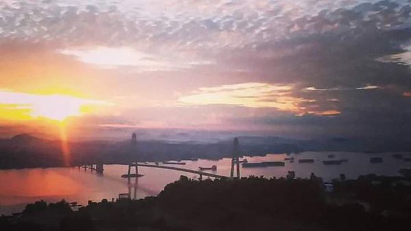 Foto: Puncak Gunung Lonceng Samarinda yang Instagamable