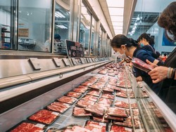 Dari Salmon hingga Sayap Ayam, China Temukan Jejak Corona di Kemasan Beku