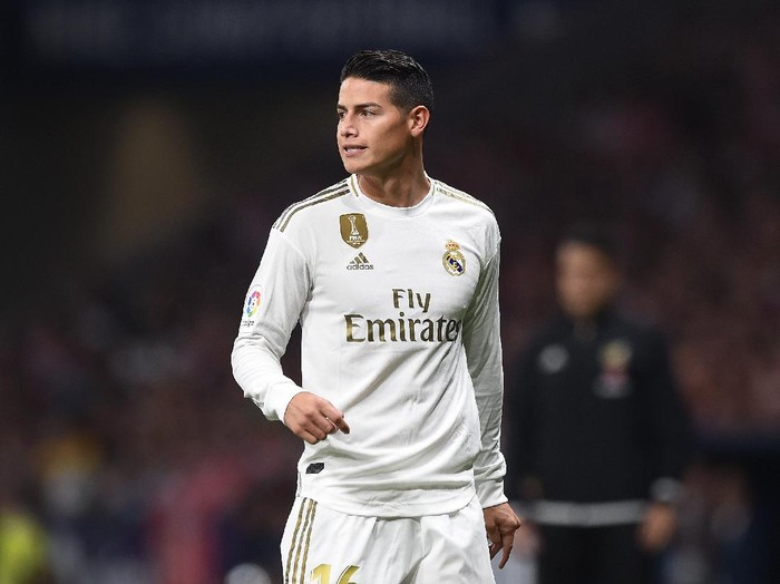 MADRID, SPAIN - SEPTEMBER 28: James Rodriguez of Real Madrid CF looks on during the Liga match between Club Atletico de Madrid and Real Madrid CF at Wanda Metropolitano on September 28, 2019 in Madrid, Spain. (Photo by Denis Doyle/Getty Images)