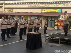 Kapolrestabes Makassar Pimpin Sertijab 3 Kapolsek Baru