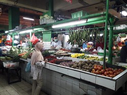 Sejumlah Pedagang di Pasar Jatinegara Keberatan Sistem Ganjil-Genap