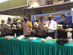 Polisi Tembak Mati 1 Pengedar Narkoba di Sumut, 15 Kg Sabu-Senpi Disita