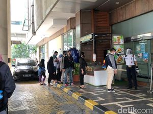 Mal di Jakarta Sudah Buka Lagi, Apa Kata Pengunjung?