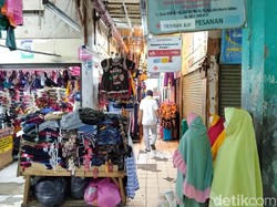 Pasar Cuma Buka Sampai Jam 2 Siang, Pedagang Ngeluh