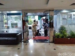 Sore-sore Prabowo Sambangi Kantor Luhut, Ada Apa?