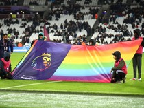 Wacana Premier League Pakai Bola Pelangi LGBTQ+
