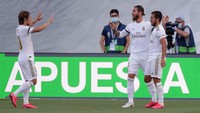 Los Merengues akhirnya kembali mencetak gol di menit ke-30. Kali ini Sergio Ramos yang mencatatkan namanya di papan skor.