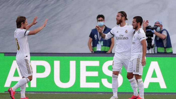 MADRID, SPAIN - JUNE 14: Sergio Ramos of Real Madrid celebrates after scoring his teams second goal during the Liga match between Real Madrid CF and SD Eibar SAD at Estadio Alfredo Di Stefano on June 14, 2020 in Madrid, Spain. (Photo by Gonzalo Arroyo Moreno/Getty Images)