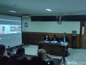 3 Tersangka Tragedi Susur Sungai SMPN 1 Turi Jalani Sidang Perdana 3 Tersangka Tragedi Susur Sungai SMPN 1 Turi Jalani Sidang Perdana