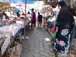 Pasar Kedip Kebayoran Lama Buka di Masa PSBB Transisi, Begini Situasinya