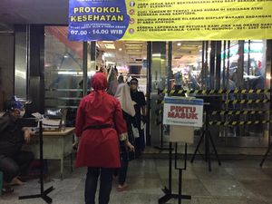 Sistem Ganjil Genap Diberlakukan, Begini Suasana di Blok A Tanah Abang Sistem Ganjil Genap Diberlakukan, Begini Suasana di Blok A Tanah Abang