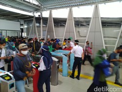 Pemerintah Buat SE 2 Shift Kerja, Ini Kata Pengguna KRL Stasiun Bogor