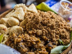 Gurih dan Manisnya Tiwul Kang Eko Jogja, Laris Diburu Jadi Menu Sahur Gurih dan Manisnya Tiwul Kang Eko Jogja, Laris Diburu Jadi Menu Sahur