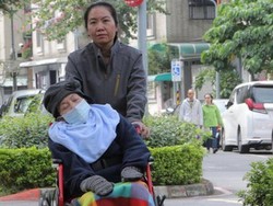 Film Dokumenter Help is on the Way Soroti Kehidupan TKI di Taiwan