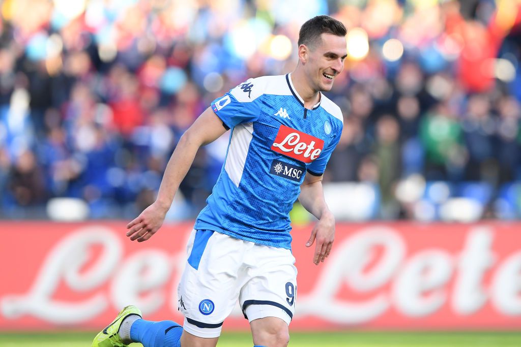 NAPLES, ITALY - FEBRUARY 09: Arkadiusz Milik of SSC Napoli celebrates after scoring the 1-1 goal during the Serie A match between SSC Napoli and  US Lecce at Stadio San Paolo on February 09, 2020 in Naples, Italy. (Photo by Francesco Pecoraro/Getty Images)
