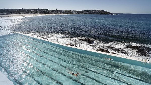 Asyik! Kolam Renang Tepi Pantai di Sydney Sudah Buka Lho