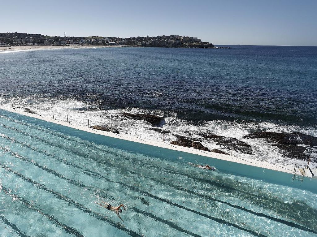 Asyik! Kolam Renang Tepi Pantai di Sydney Sudah Buka Lho Asyik! Kolam Renang Tepi Pantai di Sydney Sudah Buka Lho
